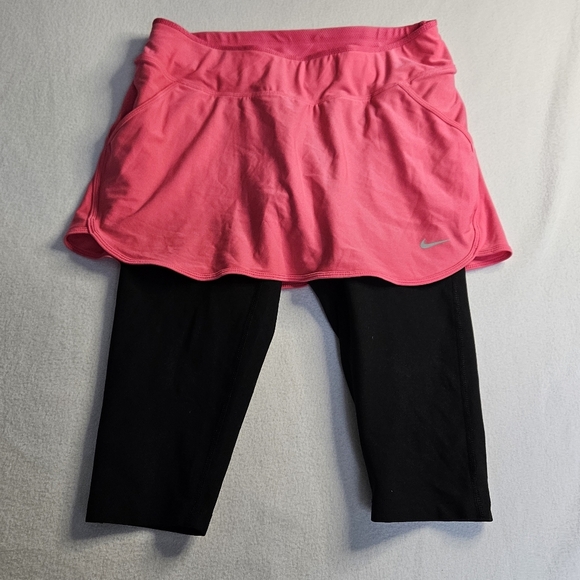 NIKE Dri-fit Workout/Tennis Skirt with Capri - Picture 1 of 7